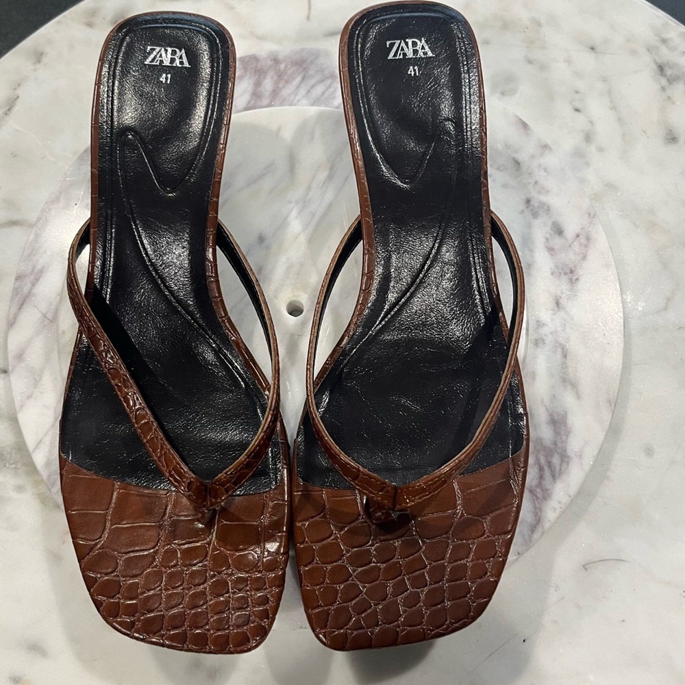 Zara Brown Croc-Embossed Women's Sandals